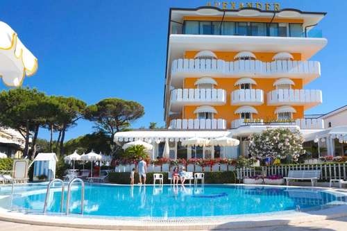 www.hotelalexandercaorle.it