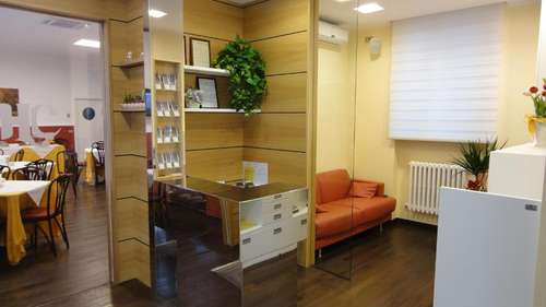 www.hotelcentralesbt.com