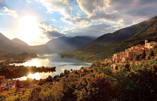 www.hotel-holidays.it
