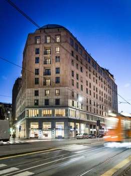 www.thesquaremilano.com