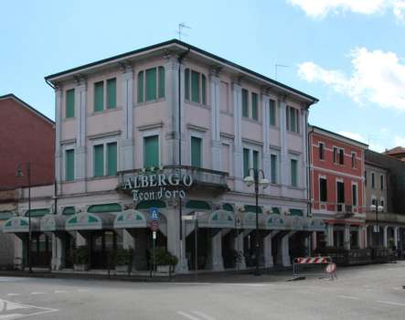 www.leondorohotel.com