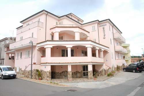 www.ricciohotel.com
