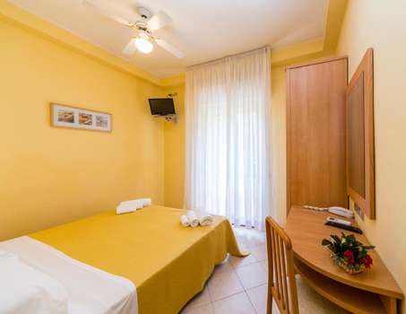 www.hotelritariccione.it