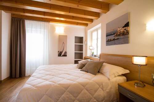 www.hotelallarco.com