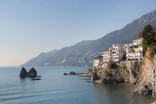 www.hotellalucertola.it