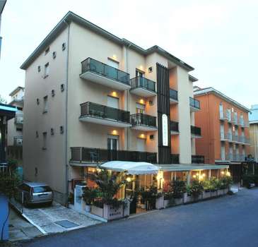 www.hotelboschetti.it