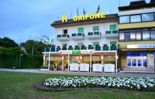 www.hotelgrifonejesolo.it