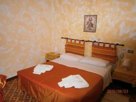 www.albergoilcantuccio.it