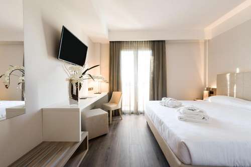 www.hotelgarden.com