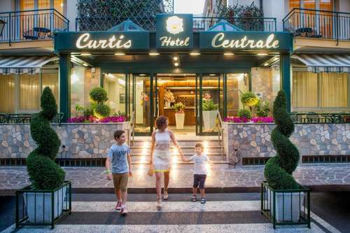 www.hotelcurtis.it
