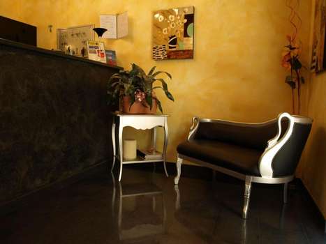 www.hotelkarol.com