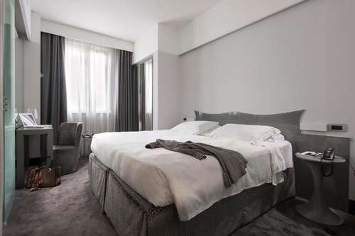 www.hotelberna.com