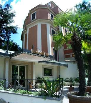www.hoteldellemuse.com