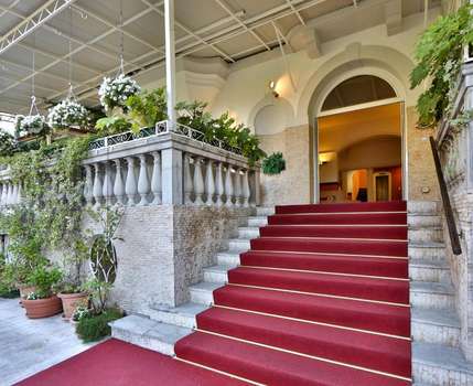 www.hotelbiasutti.it