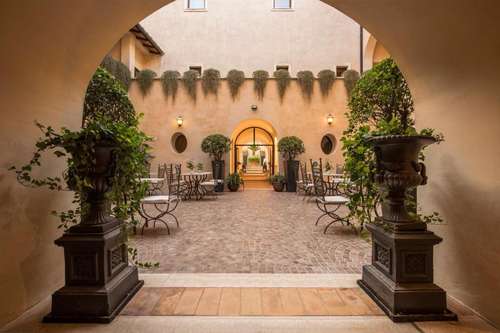www.sanbiagiorelais.com