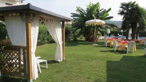 www.laquieteparkhotel.it