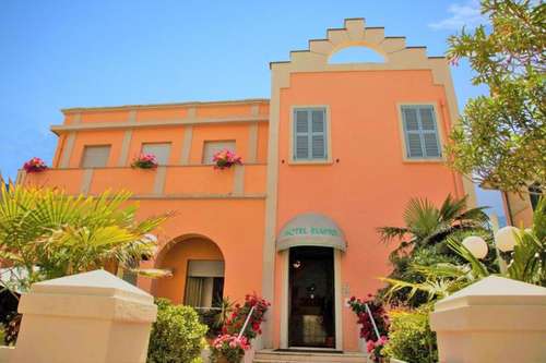 www.hotelblumenpesaro.it