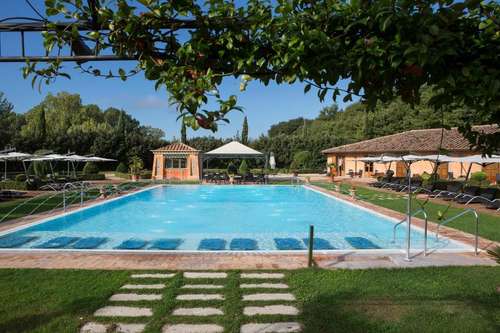 www.ilpiccolocastello.com