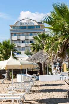 www.hoteldusoleil.it