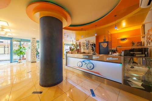 www.hotelsenior.it