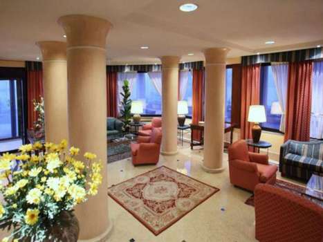 www.hotelcyrano.it