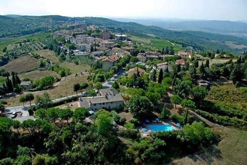 www.albergoilcolombaio.it