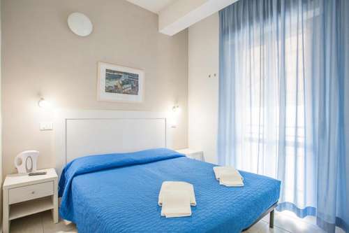 www.hotelnancyriccione.com