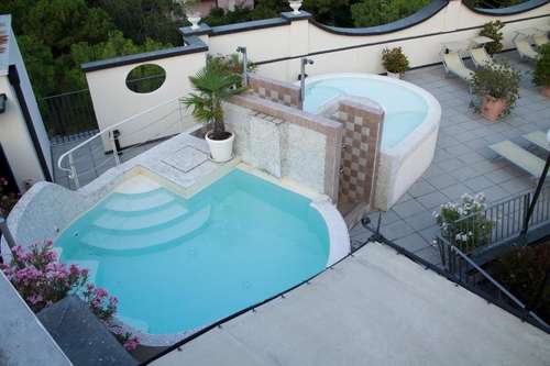 www.hotelenrichetta.com