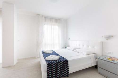 www.cavallinobiancohotel.it