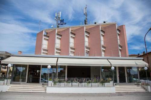 www.hotelturismoeuropa.com