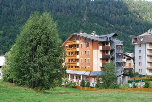 www.albergoderby.it