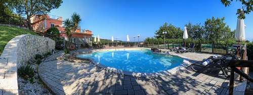 www.hotelprestigesorrento.com