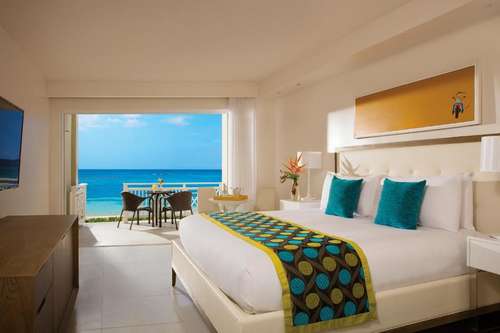 www.oasissunsetmontegobay.com