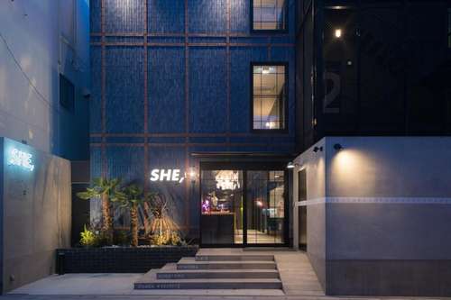 www.hotelsheosaka.com