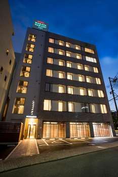 www.hakata-nakasu.com