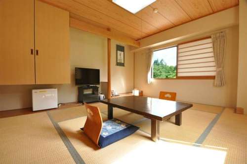 www.hakuba-yamanohotel.com