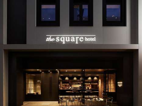 www.the-squarehotel.com
