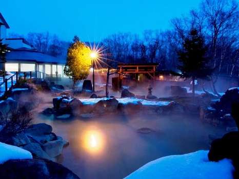 www.niseko-grand.com