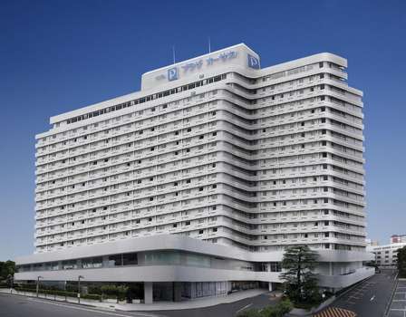 www.plazaosaka.com