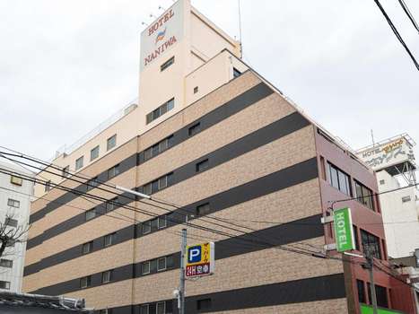 www.hotelnaniwa.com