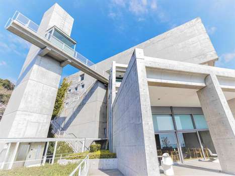 www.seawind-awaji.jp
