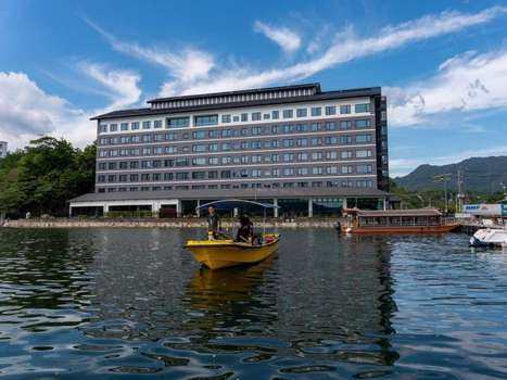 www.grandvrio-hotelresort.com