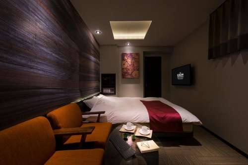 www.hotelcalm.jp
