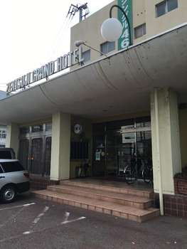 www.sakaide-grandhotel.jp