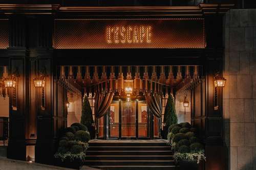 www.lescapehotel.com
