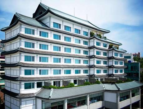 www.hotelillua.com