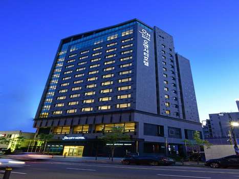 www.oncityhotel.com