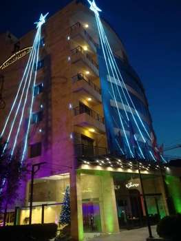 www.jouniehsuites.com