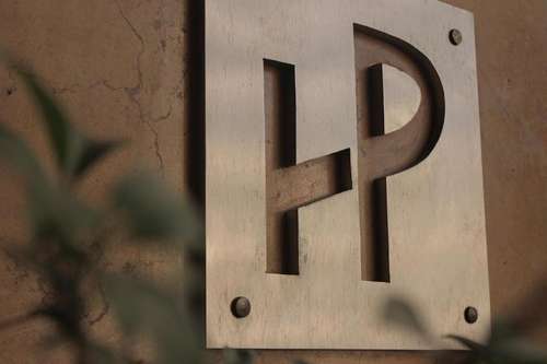 www.plazabeirut.com
