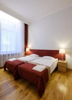 www.metropolishotel.lt